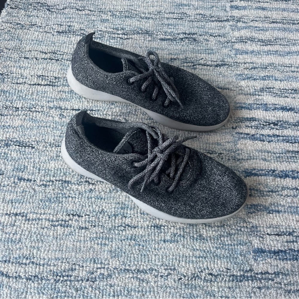 All birds men’s gray runners